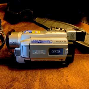 JVC Digital Camcorder Model No. GR-DVL210U